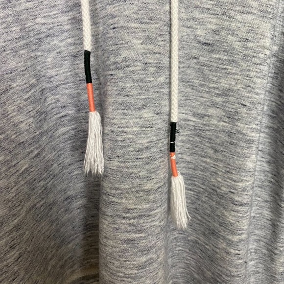 Lou & Grey Miss You Summer Pullover Hoodie Womens Small Gray Tassels Printed - Picture 4 of 10